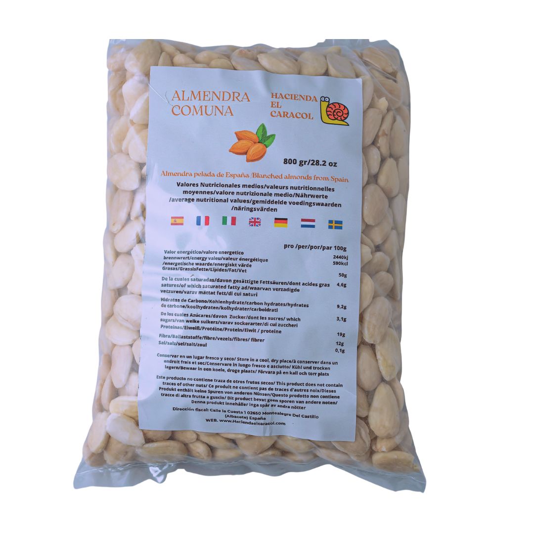 Bag of Commune Peeled Almonds 800 grams